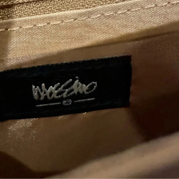 Massimo structured All leather shoulder bag in buttery tan medium size - Picture 4 of 10